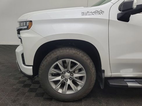 Used 2022 Chevrolet Silverado 1500 High Country w/ Z71 Off-Road Package image 10