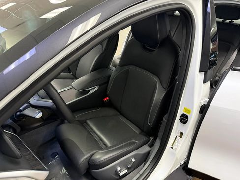 Used 2023 Lucid Air Touring AWD/4WD image 17