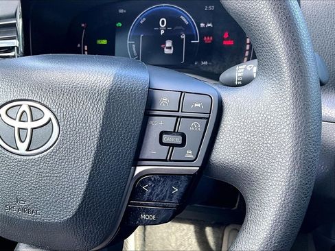 Used 2026 Toyota Camry LE FWD image 24