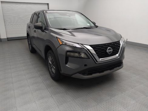 Used 2023 Nissan Rogue S FWD image 14