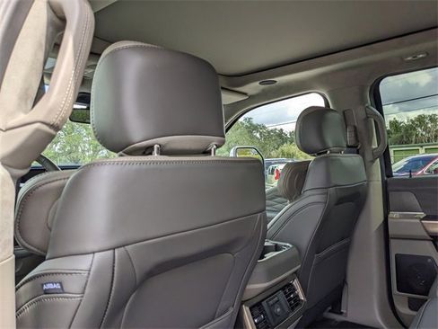 Used 2026 Ford F450 Platinum w/ Platinum Plus Package image 19