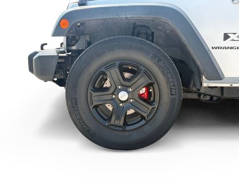 Used 2008 Jeep Wrangler X AWD/4WD image 9