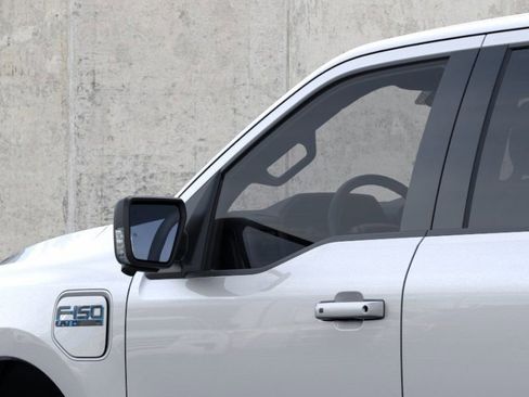 New 2025 Ford F150 Lightning Flash AWD/4WD image 20
