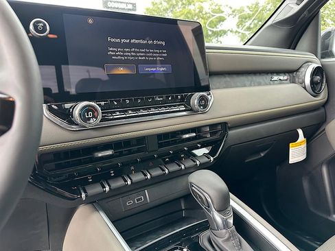 New 2026 Chevrolet Colorado ZR2 w/ Technology Package image 25