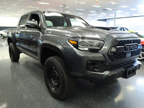 Used 2022 Toyota Tacoma TRD Pro image 6