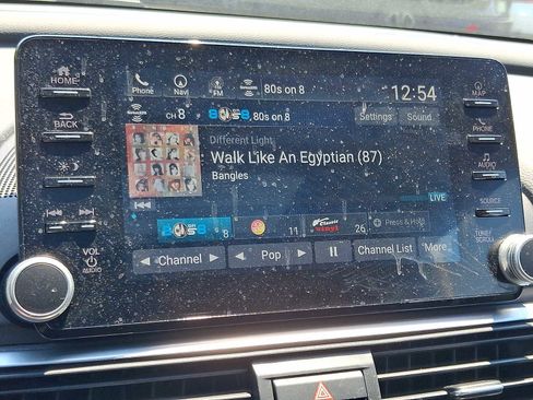 Used 2019 Honda Accord Touring image 18