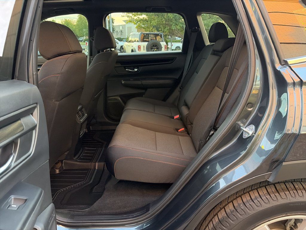 Used 2024 Honda CR-V Sport image 24