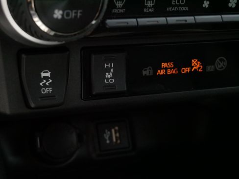 Certified 2025 Toyota RAV4 XLE w/ Weather Package AWD/4WD image 30