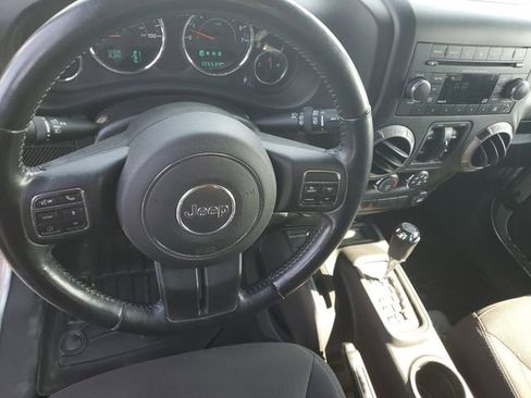 Used 2016 Jeep Wrangler Unlimited Sport w/ Quick Order Package 24S AWD/4WD image 12