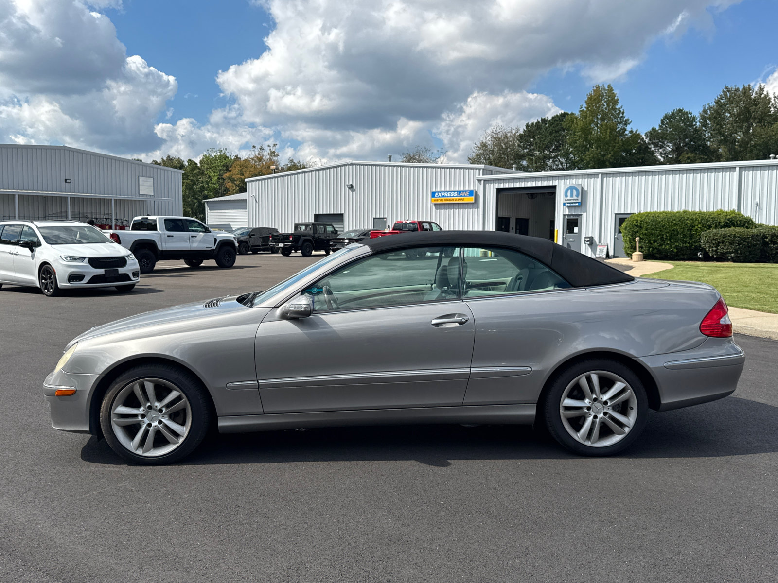Used 2007 Mercedes-Benz CLK 350 Cabriolet image 8