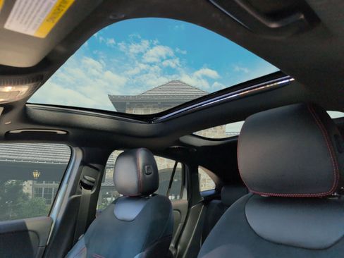 Used 2023 Mercedes-Benz GLA 250 image 18