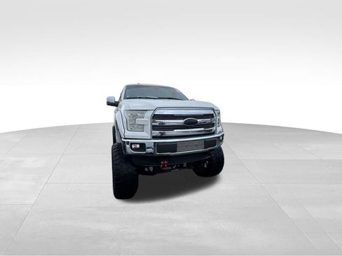 Used 2016 Ford F150 Lariat w/ Equipment Group 502A Luxury AWD/4WD image 35