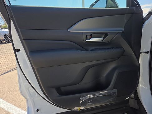 New 2026 Toyota Grand Highlander AWD image 17