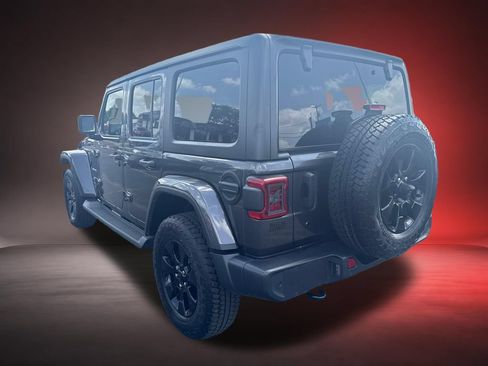 Used 2020 Jeep Wrangler Unlimited Sahara AWD/4WD image 6