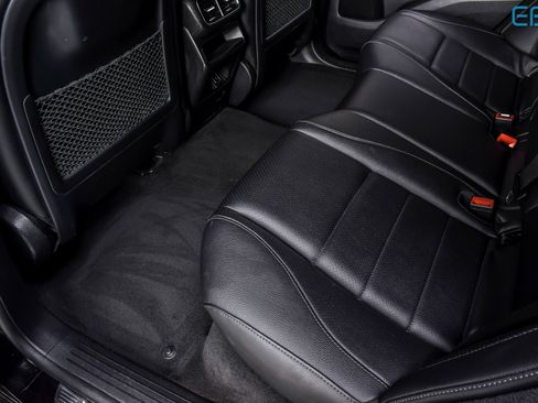 Used 2022 Mercedes-Benz GLE 350 4MATIC w/ Premium Package image 20