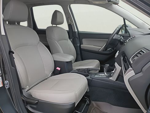 Used 2017 Subaru Forester 2.5i Limited AWD/4WD image 27