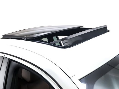 Used 2022 BMW X6 xDrive40i w/ Premium Package image 22