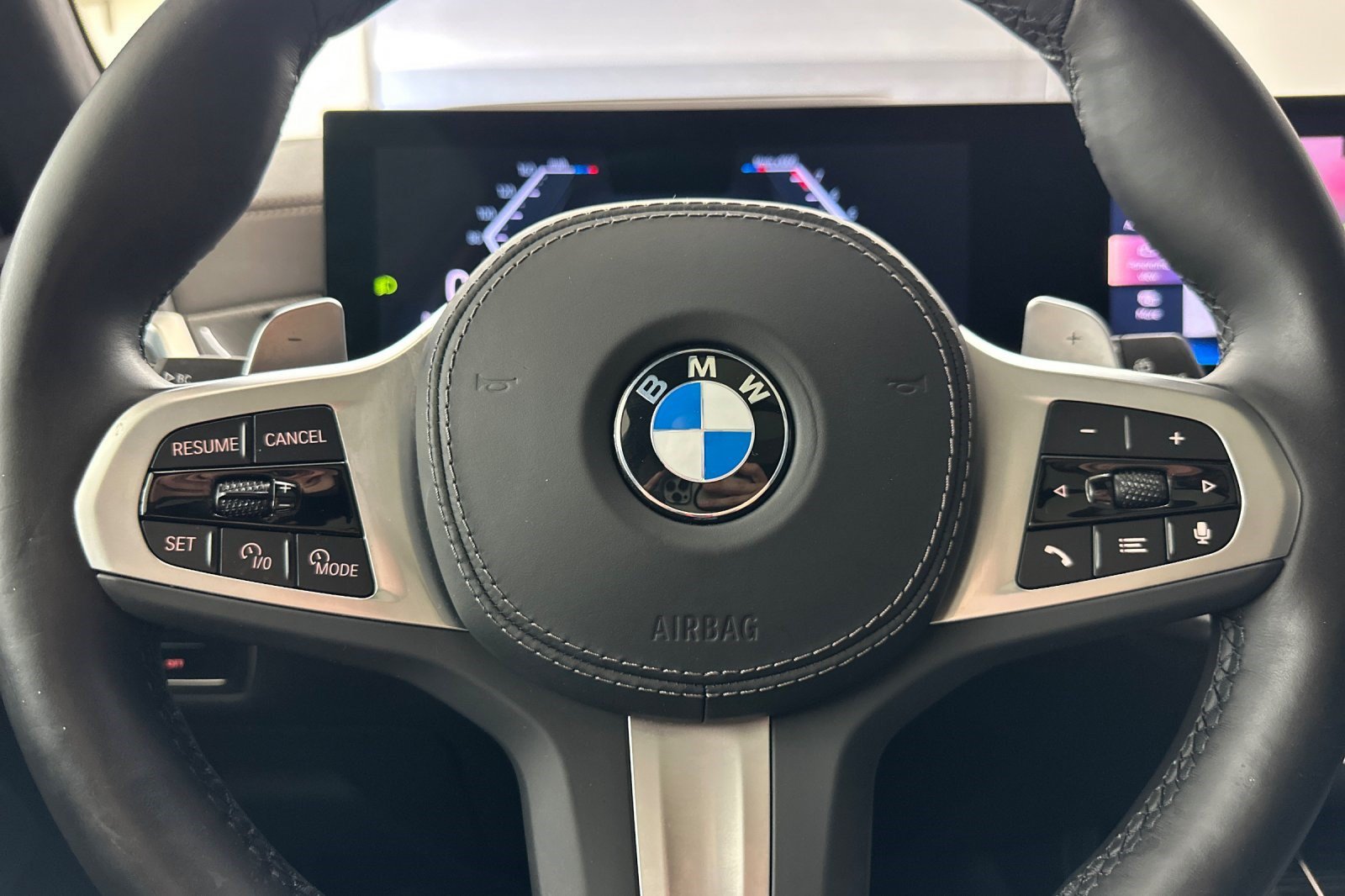 Certified 2025 BMW X7 xDrive40i w/ M Sport Package AWD/4WD image 10