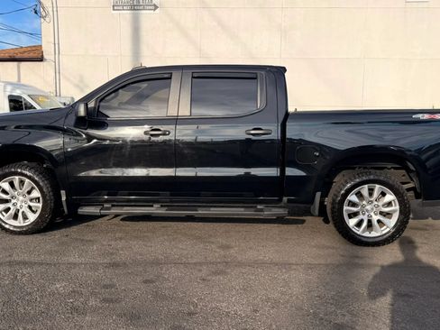 Used 2022 Chevrolet Silverado 1500 Custom AWD/4WD image 10