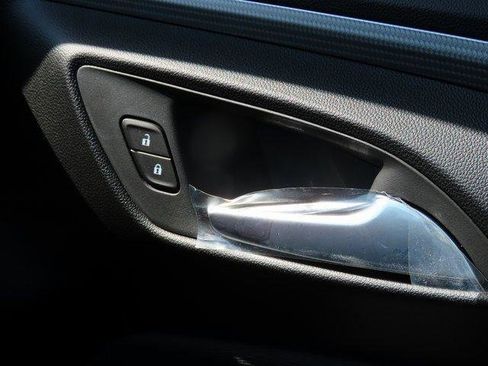 New 2025 Buick Envista Avenir image 24