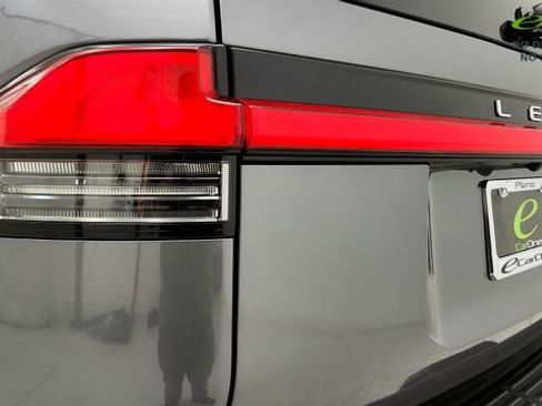 Used 2026 Lexus GX 550 w/ Accessory Package (2T) AWD/4WD image 27