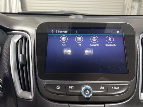 Used 2023 Chevrolet Malibu LT image 34