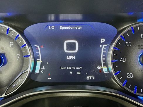 New 2026 Chrysler Pacifica Pinnacle image 11