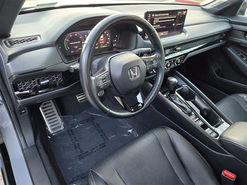 Used 2023 Honda Accord Sport image 18