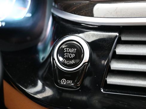 Used 2023 BMW 530i xDrive w/ Convenience Package AWD/4WD image 34