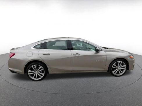 Used 2024 Chevrolet Malibu LT image 16