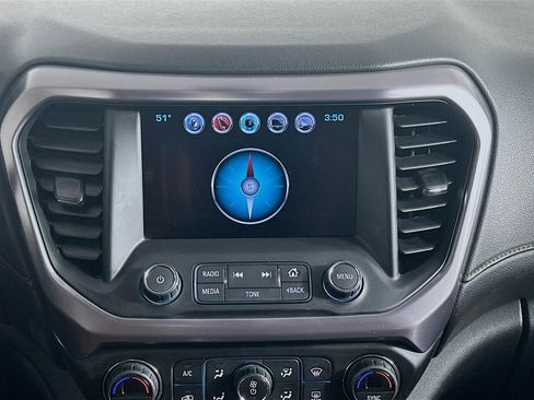 Used 2019 GMC Acadia SLT AWD/4WD image 15