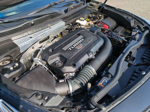 Certified 2023 Cadillac XT4 Premium Luxury image 31