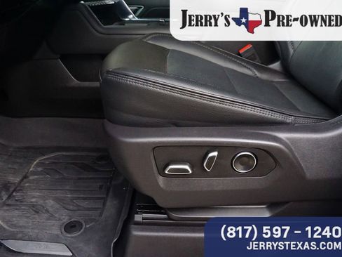 Used 2025 GMC Sierra 2500 Denali w/ Denali Reserve Package image 16