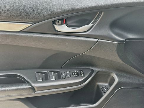 Used 2019 Honda Civic Sport image 16