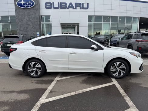 Used 2024 Subaru Legacy Premium image 8
