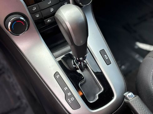Used 2015 Chevrolet Cruze LT w/ RS Package FWD image 24