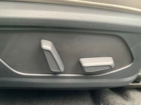 New 2026 Hyundai Tucson Limited image 17