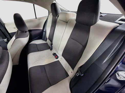 Used 2025 Toyota Corolla LE w/ Convenience Package FWD image 27