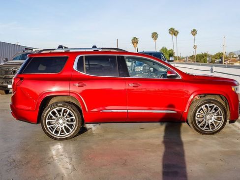 Used 2023 GMC Acadia Denali w/ Denali Ultimate Package AWD/4WD image 13