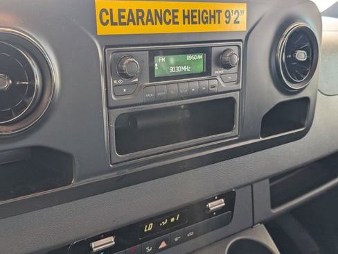 Used 2019 Mercedes-Benz Sprinter 144 image 14