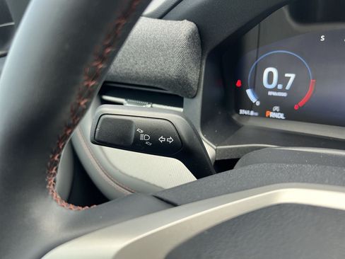 New 2026 Ford Explorer Active RWD image 9