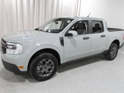 Certified 2023 Ford Maverick XLT w/ XLT Luxury Package image 3