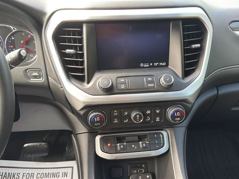 Certified 2023 GMC Acadia SLT w/ Elevation Edition AWD/4WD image 15