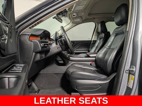 Used 2024 Lincoln Aviator Reserve w/ Elements Package Plus RWD image 10