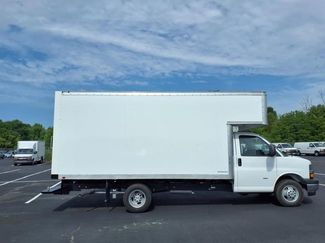 New 2025 Chevrolet Express 3500 w/ Power Convenience Package video 2