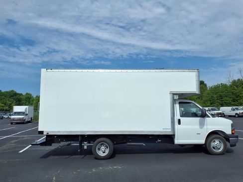New 2025 Chevrolet Express 3500 w/ Power Convenience Package image 2