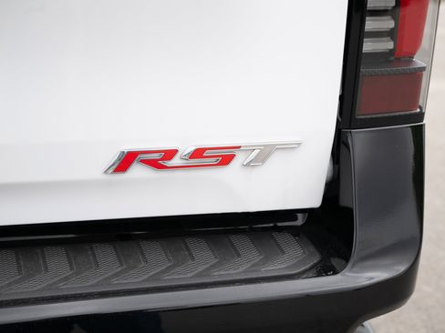 Used 2024 Chevrolet Silverado EV RST image 13