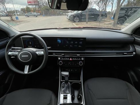 Used 2025 Hyundai Tucson SEL image 10