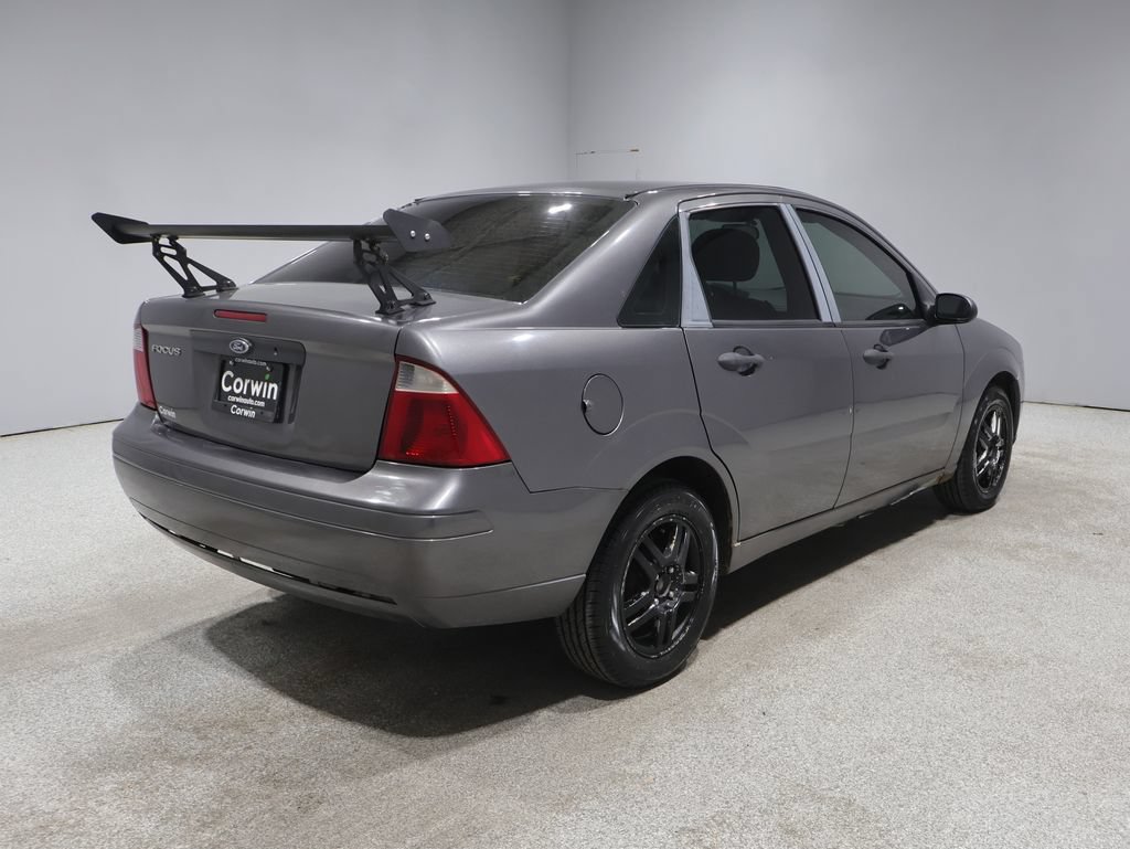 Used 2007 Ford Focus S FWD image 14