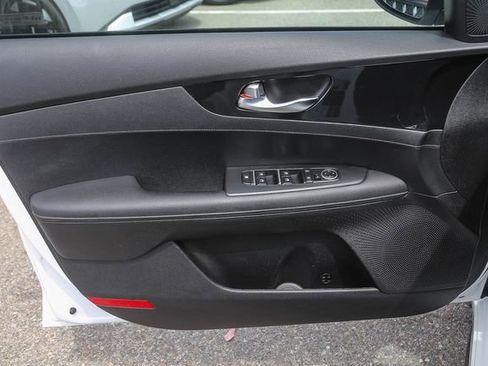 Certified 2023 Kia Forte GT-Line FWD image 22